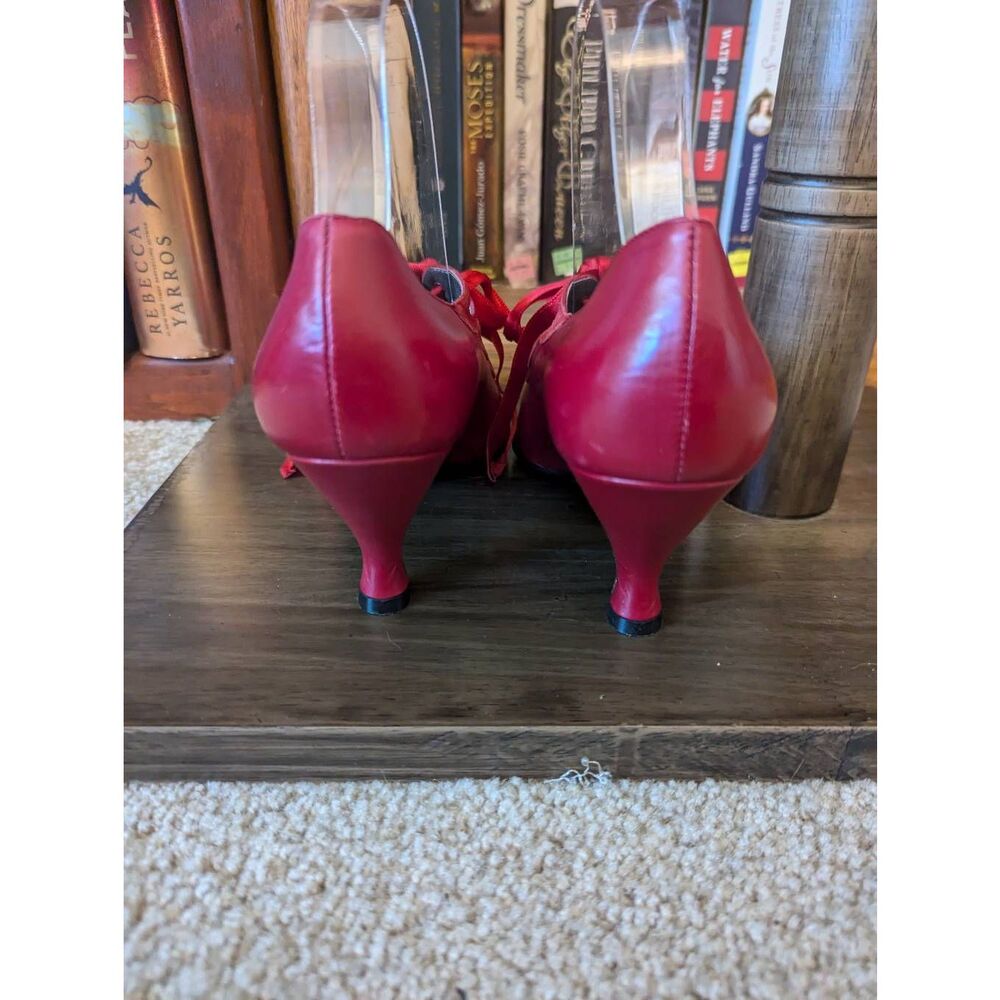 Rare PETER FOX Vintage Women’s RED Mary Jane Round Toe Shoes W 2 1/2”Heel Size 8 - Picture 4 of 7